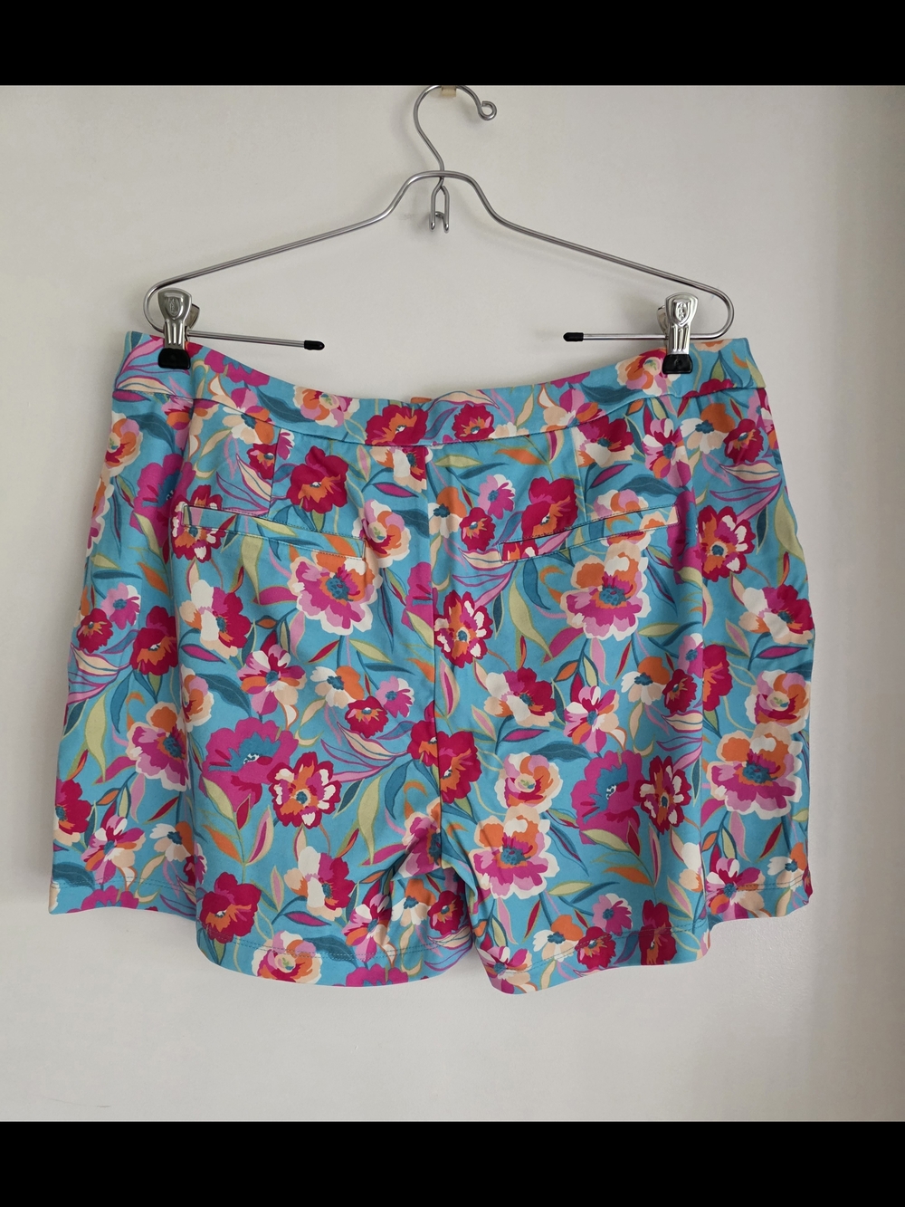 Bright Floral Shorts in Aqua and Hot Pink L or M Available - Picture 3 of 8